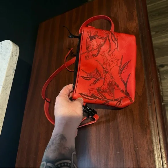 Cherry red broke in hearted leather spooky birds bag - Picture 2 of 4
